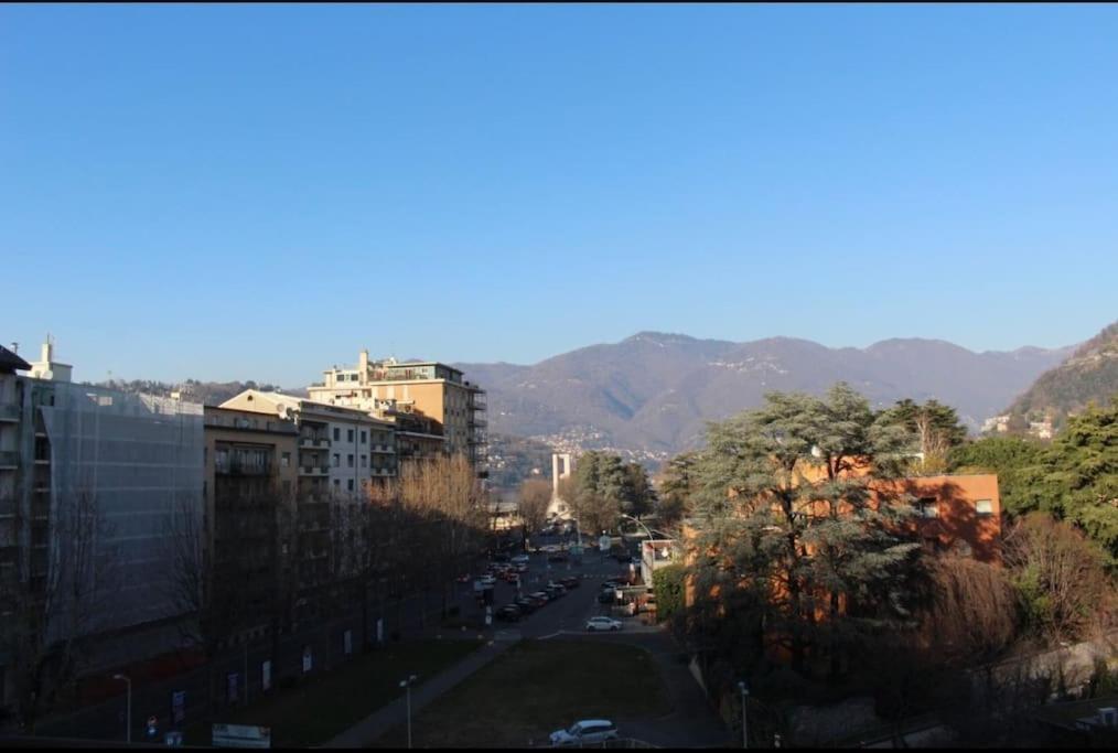 Luxury Apartment With View Como Exteriér fotografie
