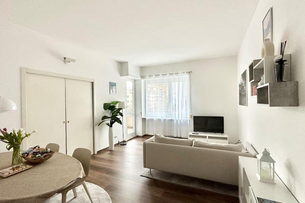 Luxury Apartment With View Como Exteriér fotografie